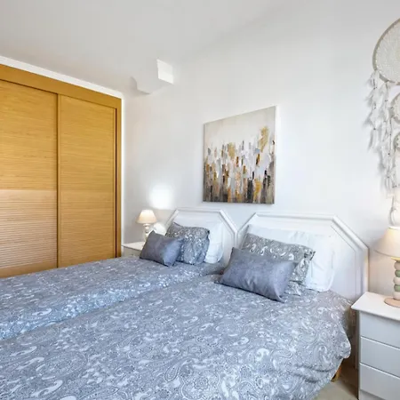 Appartement Spacieux A *