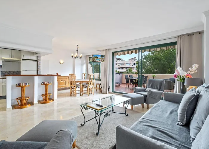 Spacieux à Appartement Marbellac