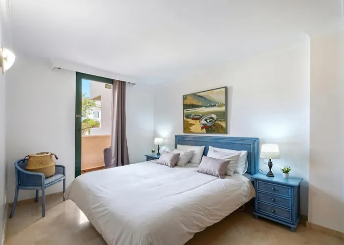Appartement Spacieux à Marbellac